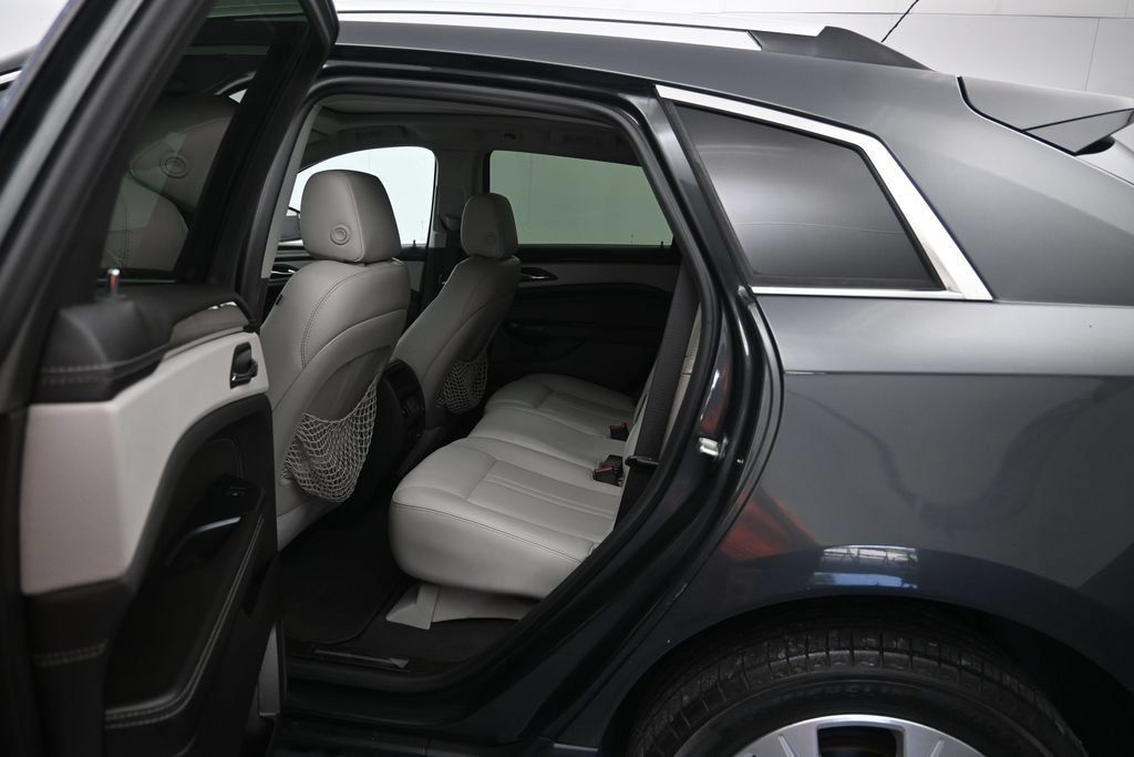 Used 2015 Cadillac SRX Performance w/ Trailering Package FWD image 22