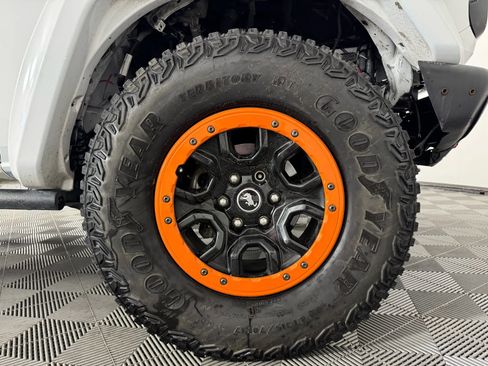 Used 2021 Ford Bronco Big Bend w/ Sasquatch Package image 42