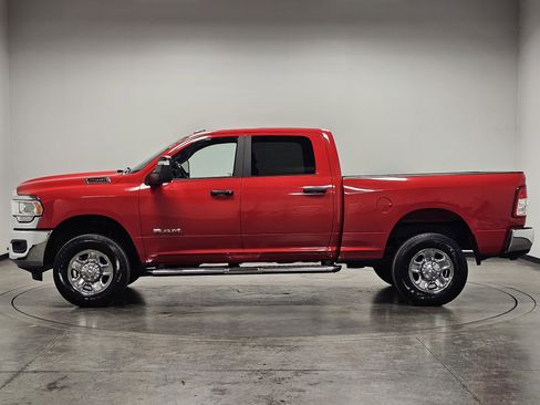 Used 2024 RAM 2500 Big Horn w/ Bed Utility Group image 5