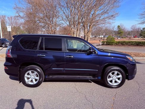 Used 2018 Lexus GX 460 image 13