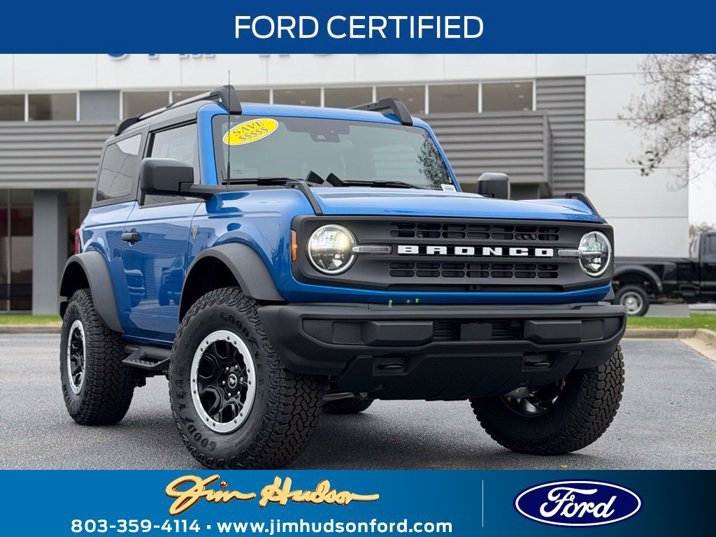 Used 2025 Ford Bronco 2-Door w/ Sasquatch Package AWD/4WD image 1