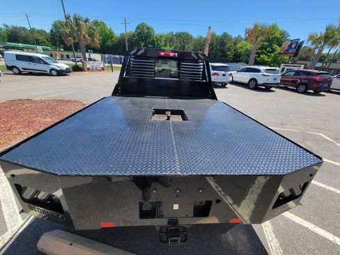 Used 2023 RAM 3500 Tradesman w/ Chrome Appearance Group AWD/4WD image 14