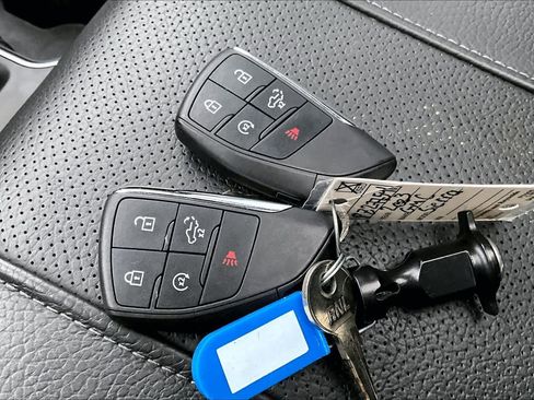 Used 2023 GMC Sierra 1500 Denali w/ Technology Package image 14