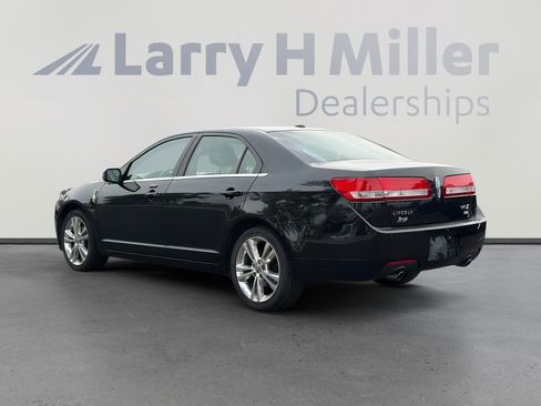 Used 2010 Lincoln MKZ AWD image 3