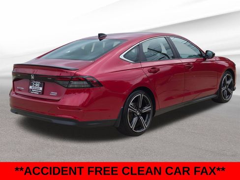 Used 2024 Honda Accord Sport image 4