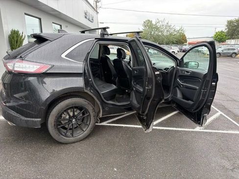 Used 2015 Ford Edge Titanium AWD/4WD image 10