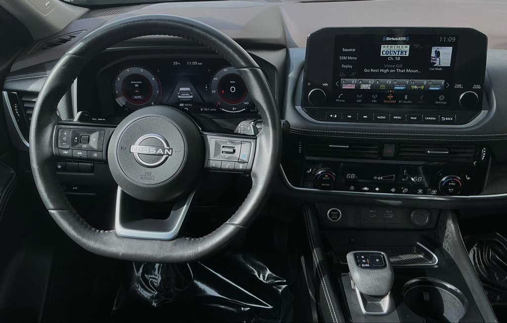 Used 2023 Nissan Rogue Platinum AWD/4WD image 11