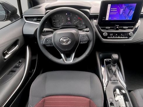 Used 2024 Toyota Corolla SE FWD image 6