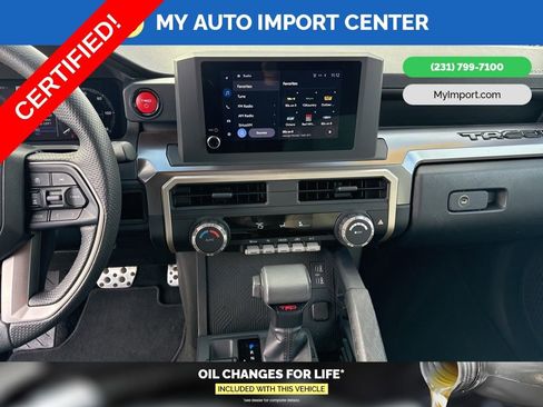 Certified 2025 Toyota Tacoma TRD Sport image 20