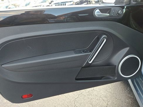 Used 2019 Volkswagen Beetle 2.0T Final Edition SEL image 12