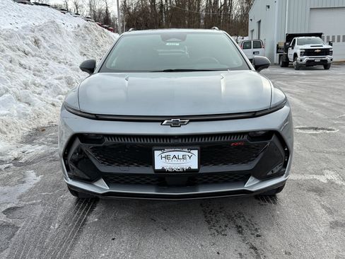 New 2025 Chevrolet Equinox EV RS image 2