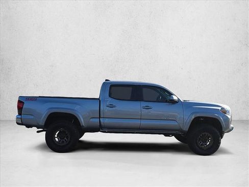 Used 2021 Toyota Tacoma SR5 image 4