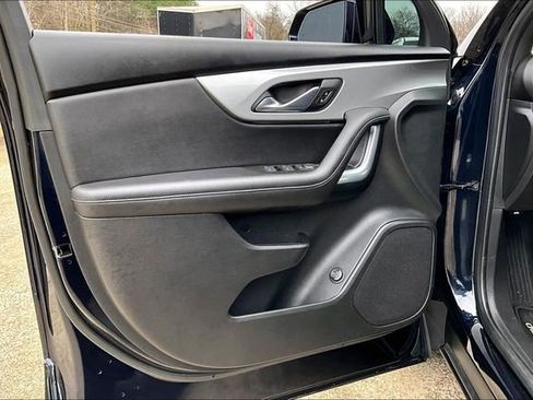 Used 2020 Chevrolet Blazer LT image 17