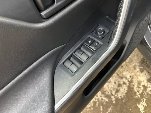 Certified 2025 Toyota RAV4 LE AWD/4WD image 15