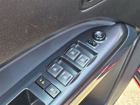 Used 2021 Chevrolet Colorado Z71 w/ Safety Package image 18