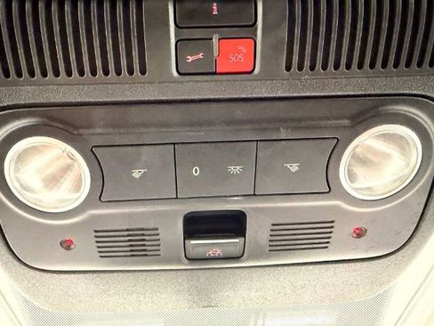 Used 2014 Volkswagen Beetle TDI image 25