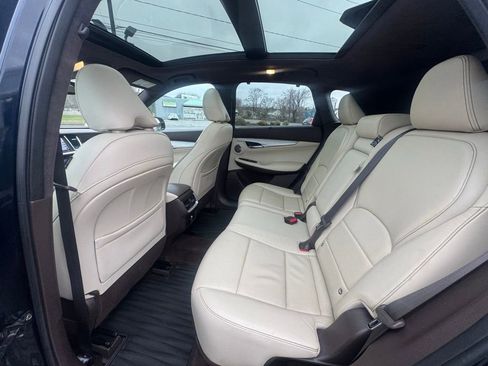Used 2019 INFINITI QX50 Essential w/ Sensory Package image 28