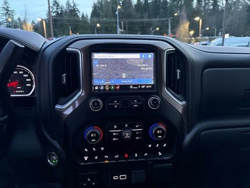 Used 2022 Chevrolet Silverado 3500 High Country w/ Z71 Off-Road Package image 23