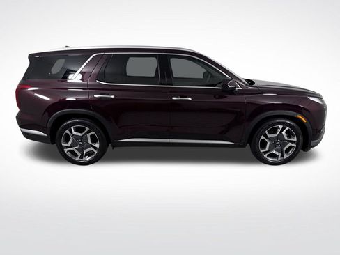 Used 2024 Hyundai Palisade Limited FWD image 2