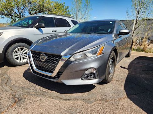 Used 2020 Nissan Altima 2.5 S image 3