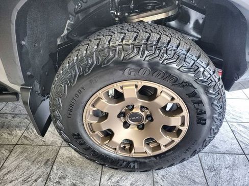 New 2026 Toyota Tacoma 4x4 Double Cab Hybrid image 10