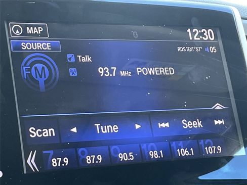 Used 2016 Honda Pilot Touring image 15