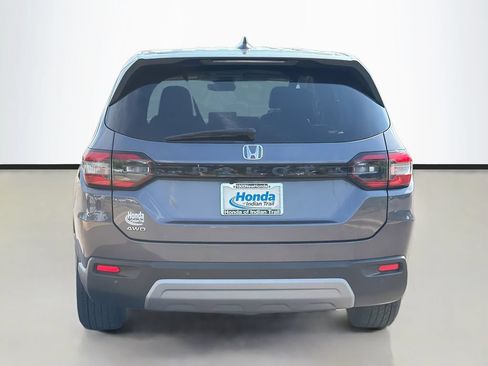 Used 2025 Honda Pilot EX-L image 6