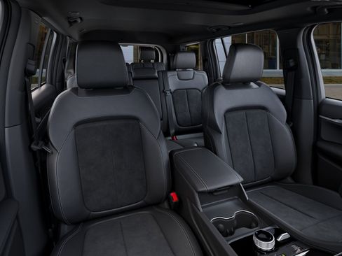 New 2026 Jeep Grand Cherokee L 4WD image 16
