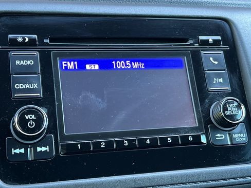 Used 2018 Honda HR-V LX image 19