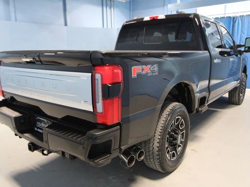 Used 2024 Ford F250 Platinum AWD/4WD image 36