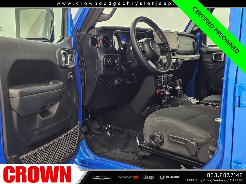 Certified 2025 Jeep Wrangler Unlimited Rubicon AWD/4WD image 25