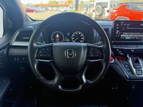 Used 2025 Honda Odyssey Sport-L image 38