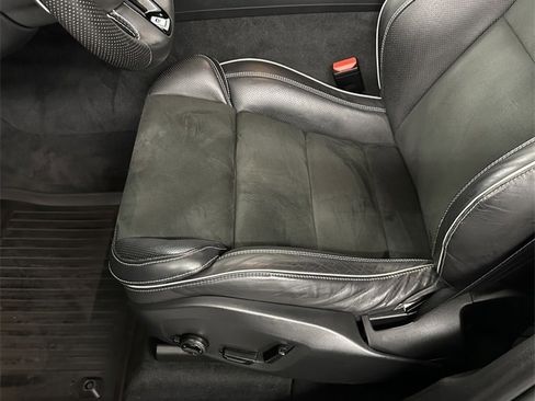 Used 2019 Volvo XC60 T6 R-Design w/ Protection Package Premier image 14