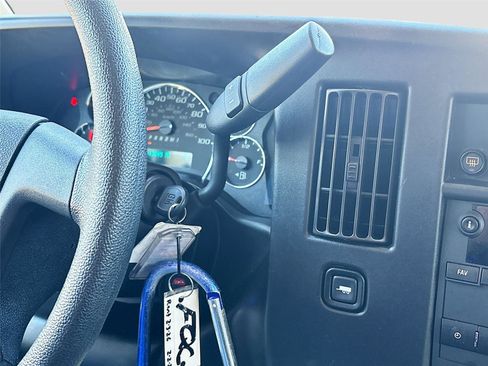 Used 2023 Chevrolet Express 3500 LT w/ LT Preferred Equipment Group image 16