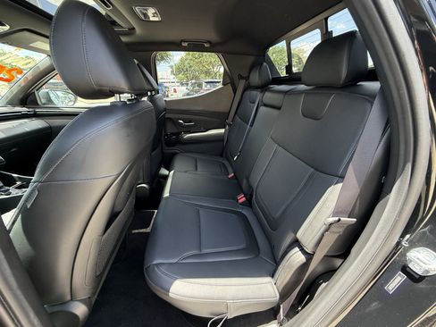 Used 2024 Hyundai Santa Cruz Limited AWD/4WD image 33