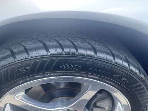 Used 2004 Chevrolet Corvette Coupe w/ Roof Package image 10