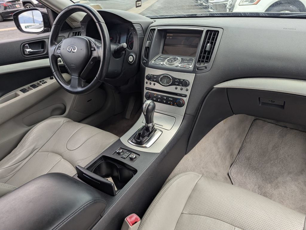 Used 2009 INFINITI G37 x Sedan w/ Premium Pkg AWD/4WD image 31