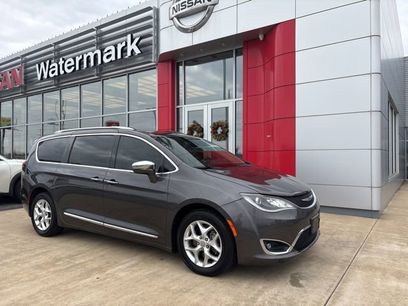 Used 2020 Chrysler Pacifica Limited