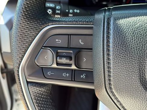 Used 2024 Toyota Tacoma TRD Off-Road AWD/4WD image 14
