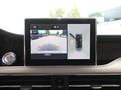 Used 2020 Lincoln Corsair Reserve w/ Equipment Group 202A AWD/4WD image 18