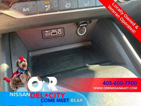 Used 2025 Nissan Altima 2.5 SV FWD image 25