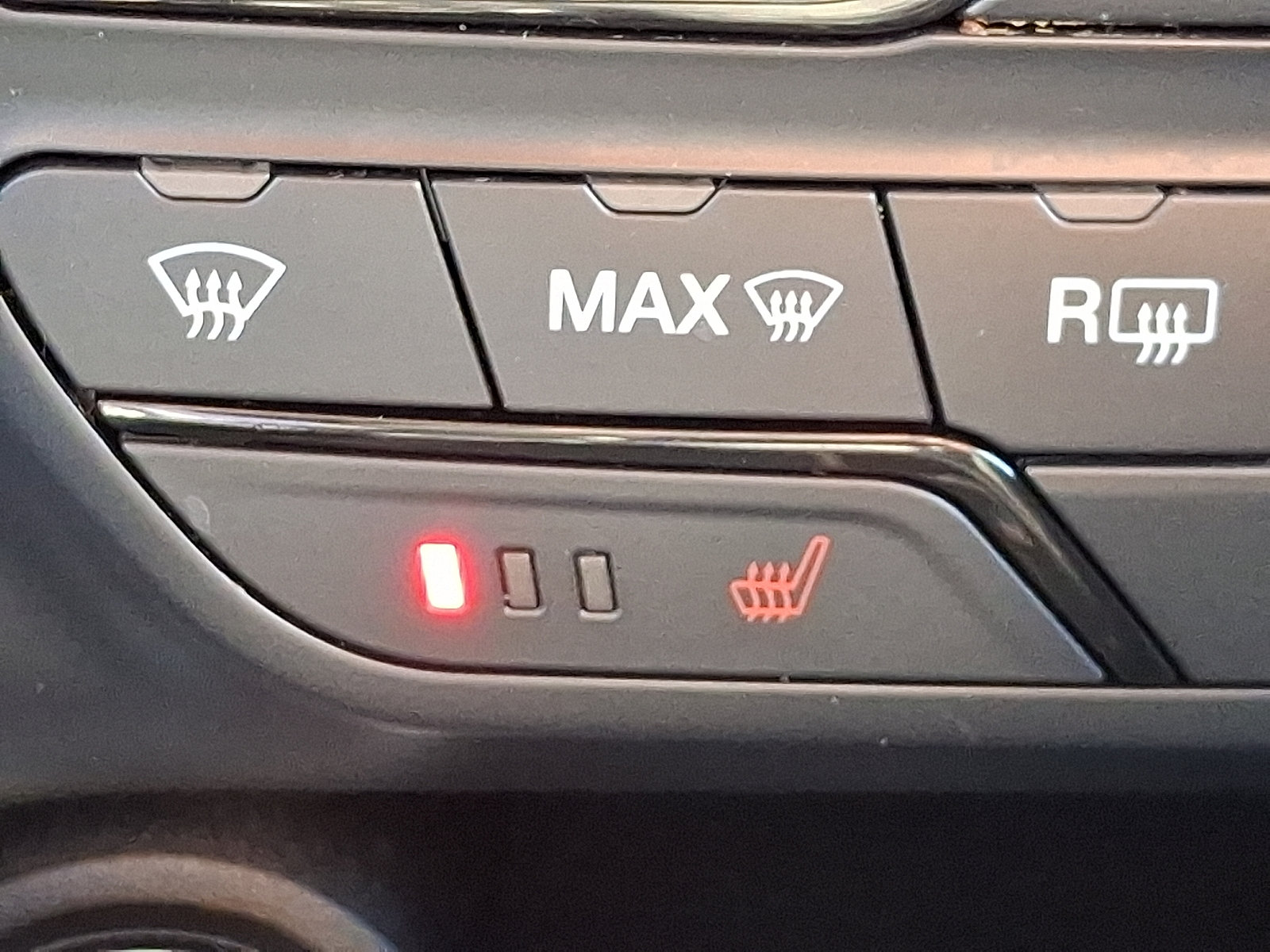 Used 2021 Ford Ranger XLT w/ Equipment Group 302A High AWD/4WD image 22