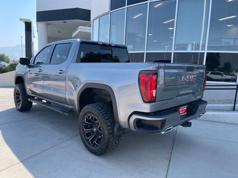 Used 2020 GMC Sierra 1500 AT4 w/ AT4 Premium Package AWD/4WD image 4
