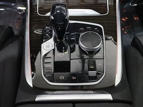 Used 2021 BMW X7 xDrive40i w/ Cold Weather Package image 44