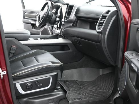 Used 2023 RAM 1500 Laramie AWD/4WD image 10