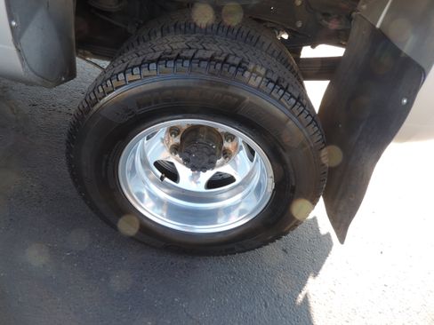 Used 2016 Chevrolet Silverado 3500 LT w/ LT Convenience Package image 21