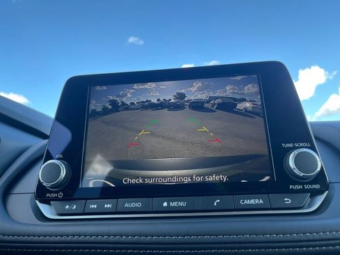 New 2026 Nissan Rogue S image 9