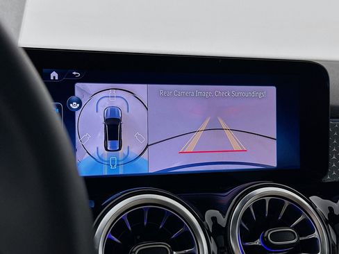 Certified 2025 Mercedes-Benz GLB 250 image 14