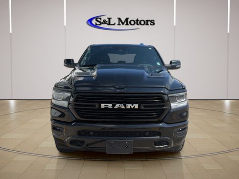 Used 2023 RAM 1500 Laramie AWD/4WD image 2