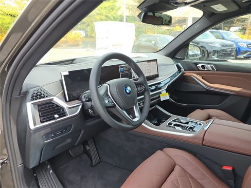 New 2026 BMW X5 xDrive50e w/ Climate Comfort Package AWD/4WD image 22